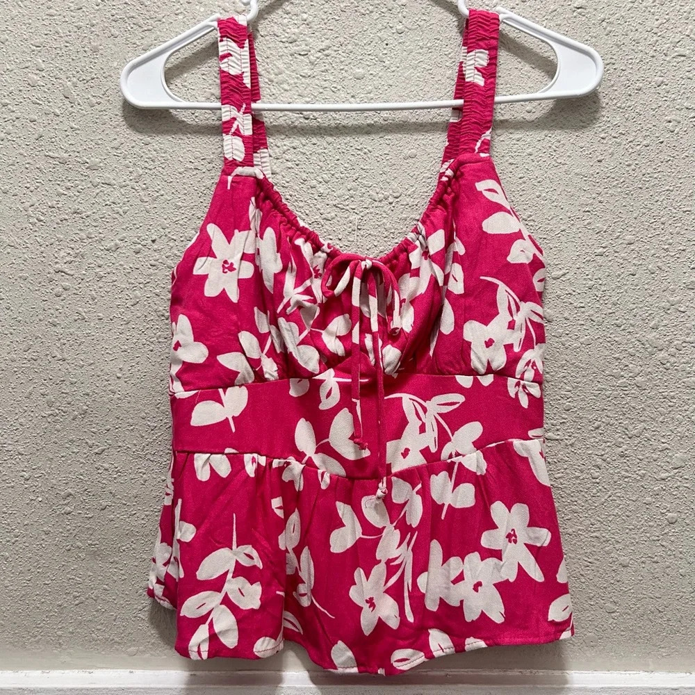 Urban Romantics Pink and White Smocked Tie Front Tank Top NWOT M